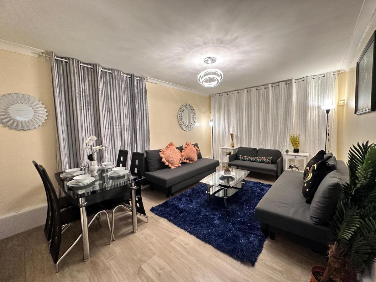 Posh 2-Bedroom, Living Room, Kitchen & 1.5 Bathroom Лондон Экстерьер фото
